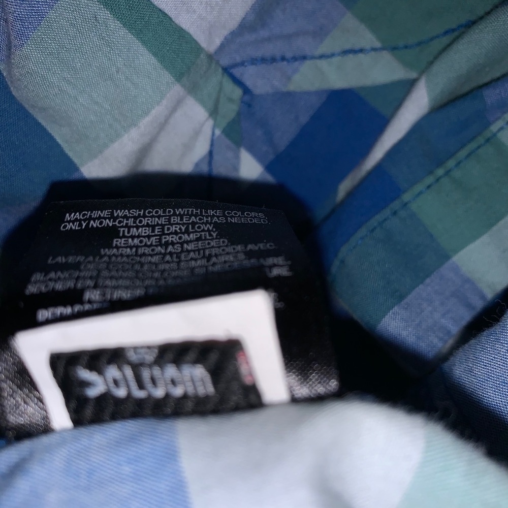 Volcom - Picture 5 of 8
